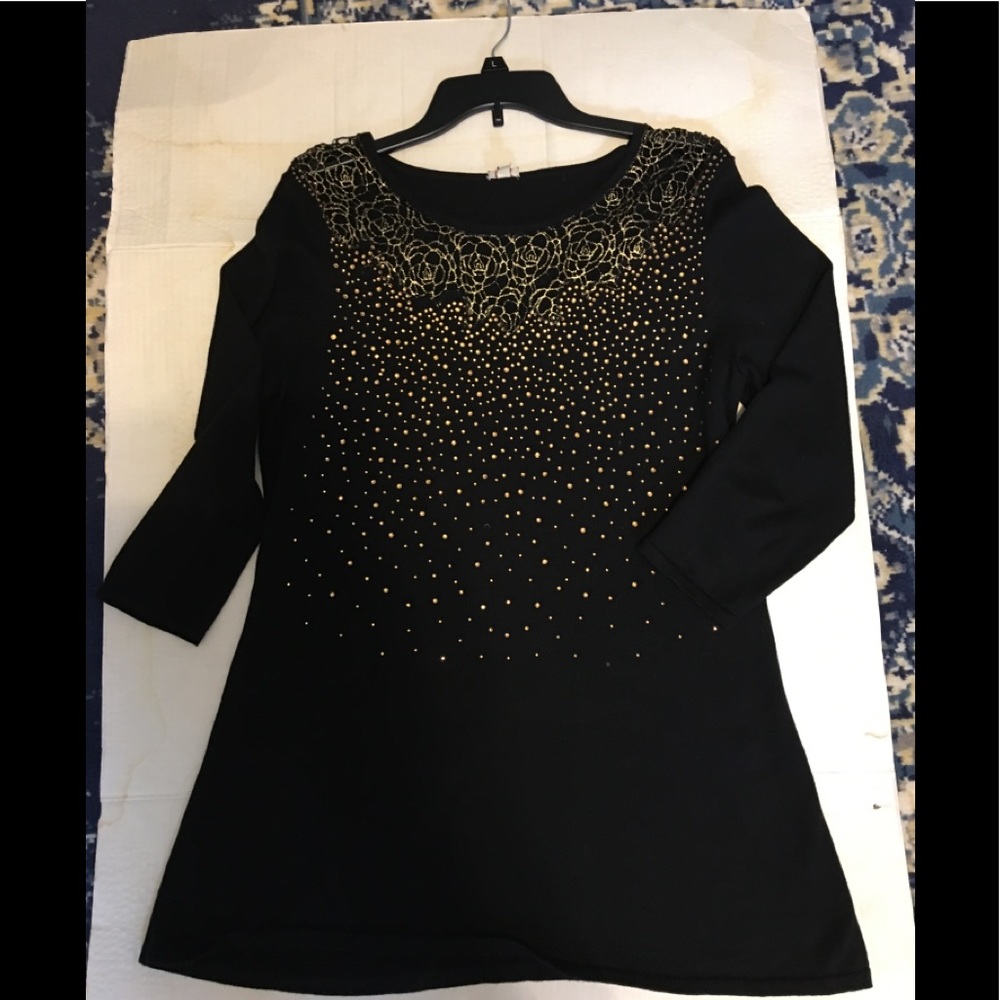 Beautiful Reba sparkle top🌺